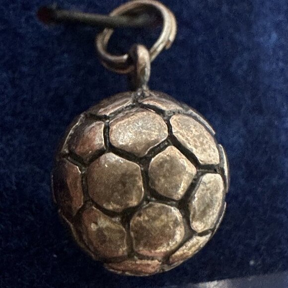 Vintage Jezlaine Sterling Silver Soccer Ball Charm Fine Jewelry New Stamped - Picture 5 of 5